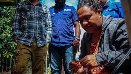 Doctors participating in the hands-on practical session of the HF & Solar training.