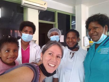 Michelle and Emma with the team of nurses 