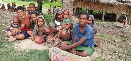 Mothers and children at Yifki
