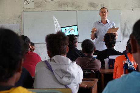 Period workshop Telefomin Highschool with grade 12 girls