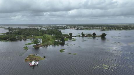 P2-WET at a docking station