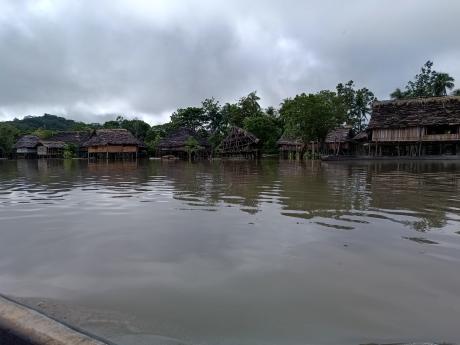 Hauna houses built on stilts