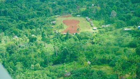 A week’s walk in 25 minutes: Medevac just in time for Phimi